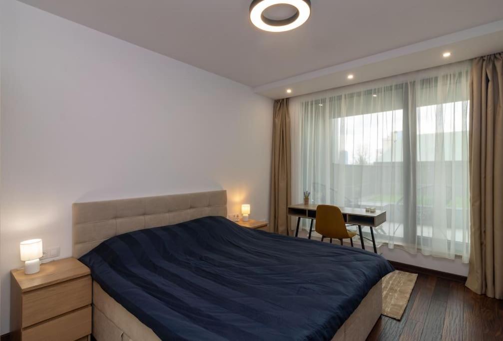 Georgi'S 1 Bedroom Quiet Apartment With Garage Софія Екстер'єр фото