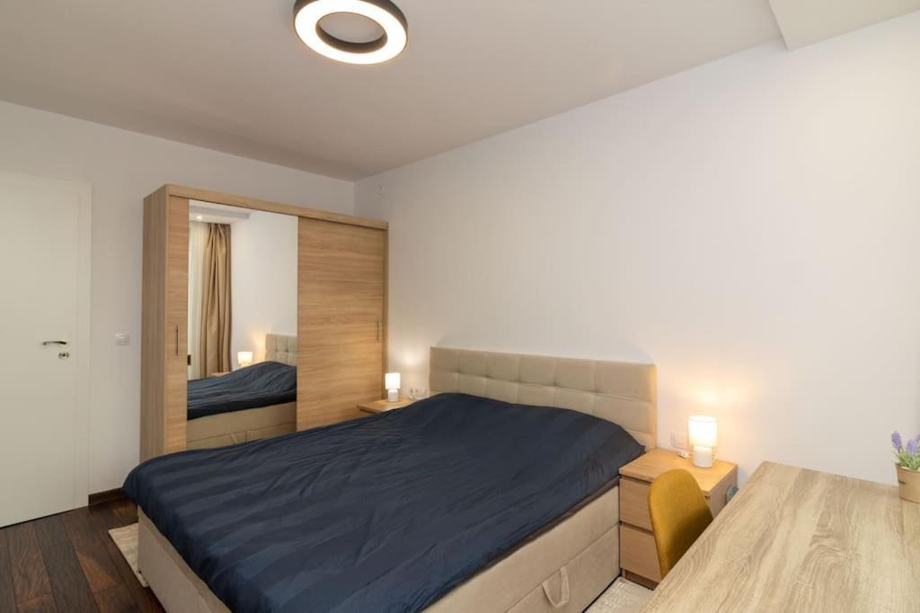 Georgi'S 1 Bedroom Quiet Apartment With Garage Софія Екстер'єр фото